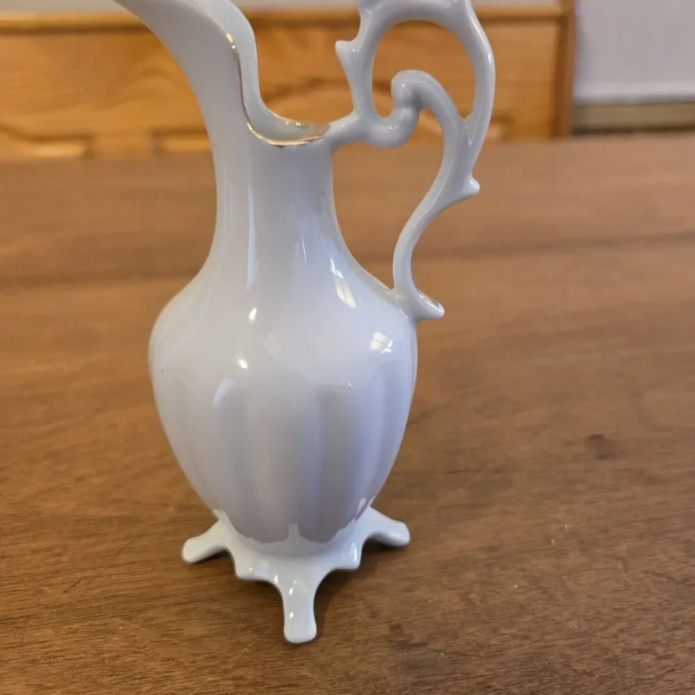 Vintage White Gold Leaf Fluted Creamer Pitcher Bud Vase, 5
